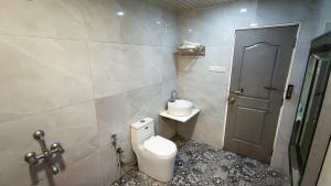 Villa 408-Dr Wade in Royal Palms Mumbai