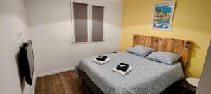 Maisons de vacances Maison de ville en plein coeur de Sanary 3 double chambres 105M2 : Maison 3 Chambres