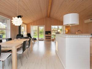 6 person holiday home in Jerup