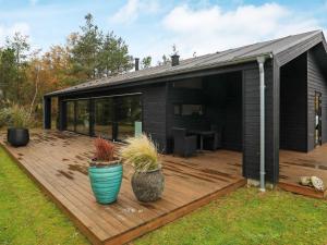 9 person holiday home in Hals-By Traum