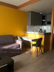 Appartements Aparthotel XV Porte Versailles 2P 4 Pers Parking : photos des chambres