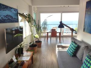 Atalaya sobre el mar, un ático frente a la bahía