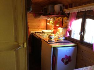 Tentes de luxe Roulotte Fenouillet : photos des chambres