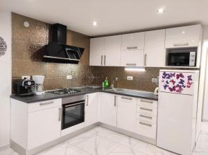 Apartman Dino with heated pool 