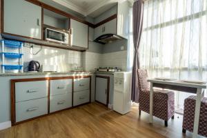 Times Square Apartments