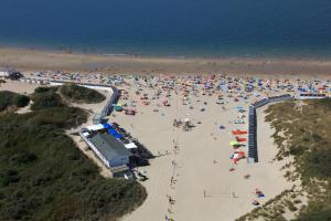 Chalet (A16) op gezellige familiecamping bij zee