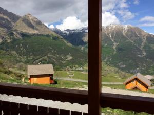 Chalets Boost Your Immo Chalet des Aiguilles Reallon Chalaig9 : photos des chambres