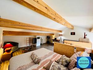 Appartements LOGIS DES ROCHES - Le Petit Chevalet & Le Grand Sabouillon - 2 VILLAS VUE EXCEPTIONNELLE ! : photos des chambres