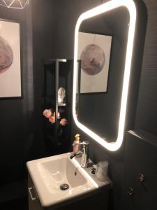 PAUSE NATURE SORBAIS Chambre avec SPA, HAMMAM Shower, SAUNA, STREAMING et arrivée autonome