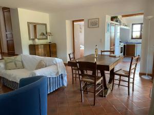 FERME DU MOULIN ROUX- 2 superbes appartements- 2cbres chacun- classe 3 etoiles, climatises : photos des chambres