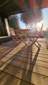 LODGES SAFARI LES LAURIERS SUR îLE DU LEVANT