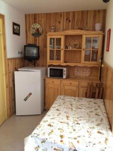 Appartements Boost Your Immo Aurans Reallon 223A : photos des chambres