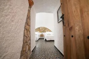 Cuevas Cortijo Gachas - Los Baños