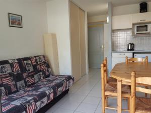 Appartements Boost Your Immo Chabrieres Reallon Chab30 : photos des chambres
