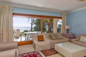 Room for 2 in Camps Bay