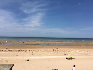 Appartements Beau Front de mer cosy acces direct plage St aubin sur mer : photos des chambres