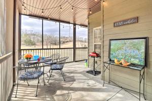 Branson West Villa with Golf Course View and Pool!