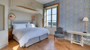 B&B / Chambres d'hotes Chateau de Candes - Art & Spa : photos des chambres