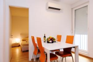 Apartment Marcela With Private Parking