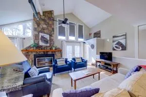 Lakeside Retreat on Lake Rabun - Toccoa