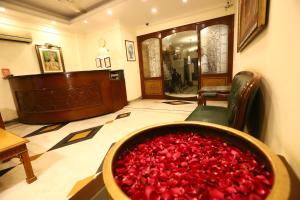 Hotel Ambica Palace AIIMS New Delhi - Couple Friendly Local ID Accepted