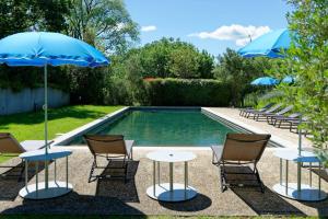 Appartements Private furnished apartment with all comfort in a green space with pool : photos des chambres