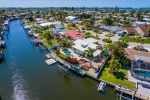 The Sapphire Sea Star - Tidy Island