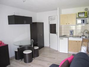 Appartements Boost Your Immo Comete Reallon 106C : photos des chambres