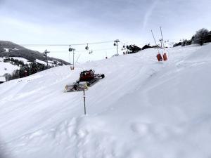 GROTTE AUX FEES A - Appartement skis aux pieds - Wifi- Parking