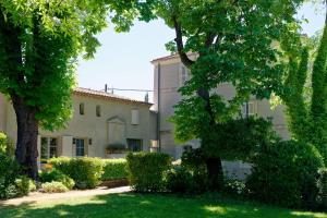 Appartements Private furnished apartment with all comfort has a garden in a green space : photos des chambres