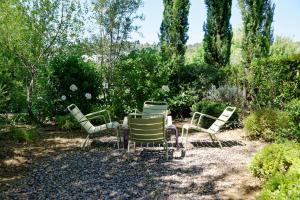 Appartements Private furnished apartment with all comfort has a garden in a green space : photos des chambres