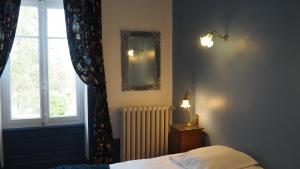 Hotels La Garenne de Morestel : photos des chambres