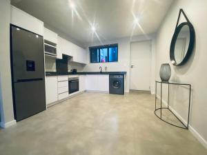 MINT Apartments Greenside