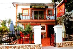 Hostal Río Mundo - Fábricas de San Juan de Alcaraz