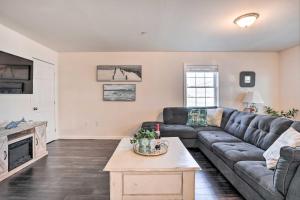 Bright and Airy Condo - Walk to Ortley Beach!