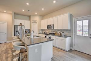 Peninsula Park On-Site Updated Rowlett Home