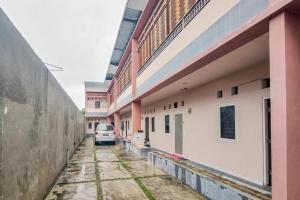 Chandra Graha Guesthouse Palu