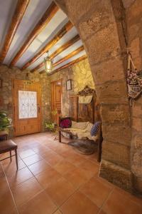 Four-Room Apartment room in Casas Santos y Tolta