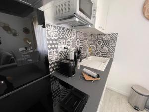 Le Bohème - Centre Ville, Netflix et WIFI, parking, idéal familles, couples et voyages daffaire