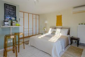 Vivians Studio Endless View