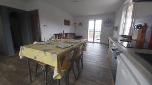 Appartements les vignes Ardechoises - Amandier : photos des chambres