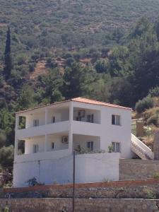 Villa Glyfos Samos Greece