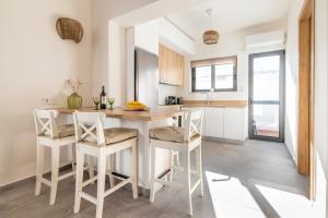 Irenes Sunny apartment