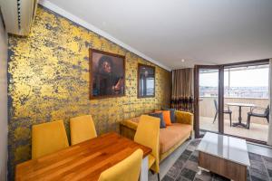 Marida Suit - Istanbul Taksim