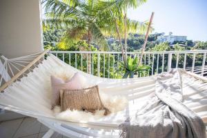Whitsunday view BOHO apartment in Airlie Beach