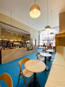 The Quart Ruamrudee by UHG