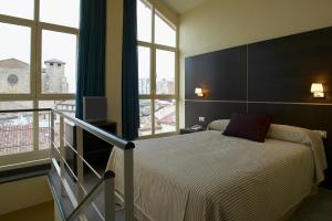 Deluxe Room room in Palacio de los Blasones Suites