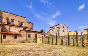 1 Bedroom Gorgeous Apartment In Arezzo