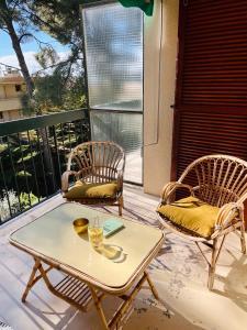 Charmant T3 au milieu des pins, terrasse sud, vue mer, plage à pieds, fibre et garage privé inclus