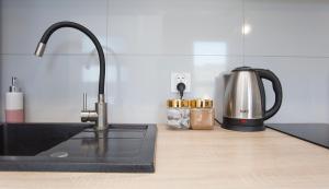 Urban Jungle - Grey Apartment